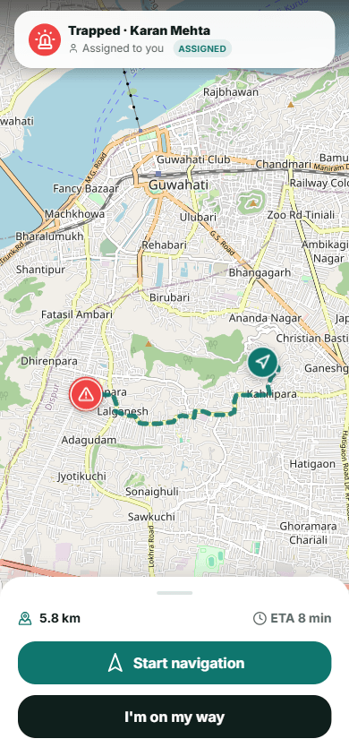 Aaraksha Rescuer App live road-routed navigation to an SOS
